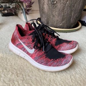 Nike Free Pink Running Shoes